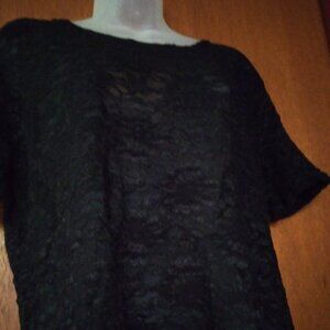 Plus Size Black Short Sleeve Crinkle Pattern See-Thru Lace Tee